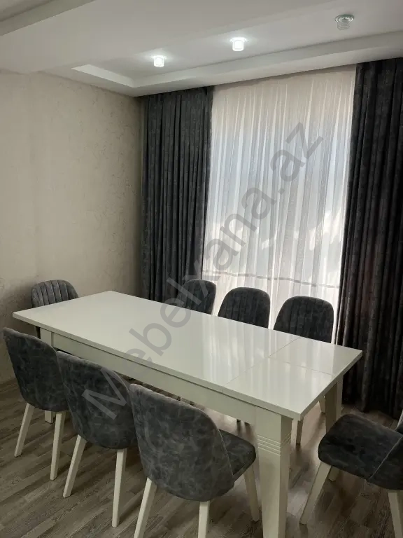 Masası və 8 ədəd stul dəsti