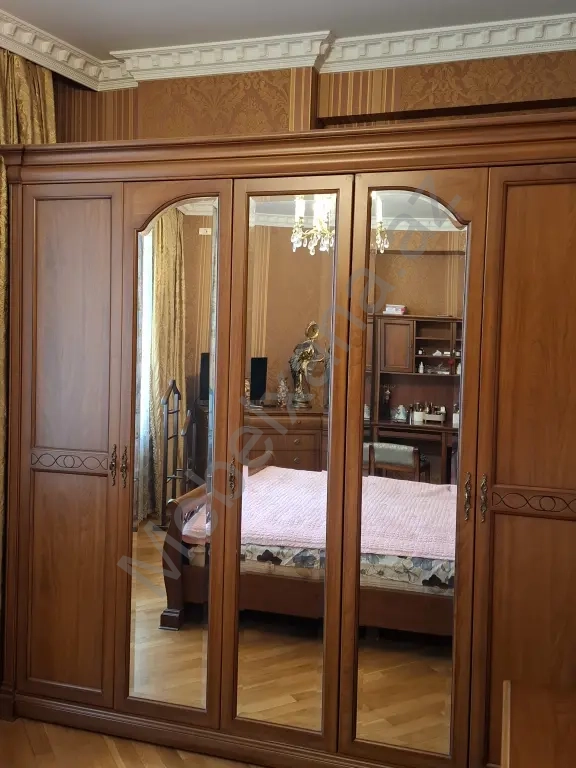Paltar şkafı